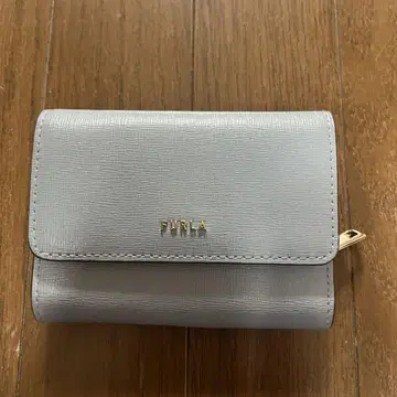 FURLA 3단 폴더형 지갑 그레이
