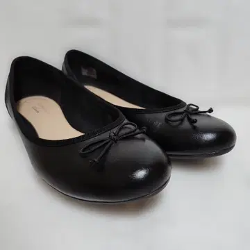 블랙 발레 슈즈 리본 포함 플랫