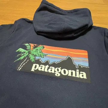 [ 미사용 새상품 ] patagonia 하와이 한정판 네이비 후드티