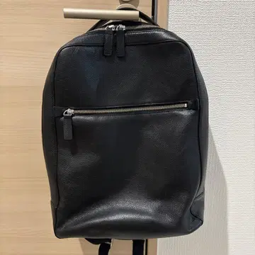 [ 새상품급 ] ONLY 블랙 가죽 백팩