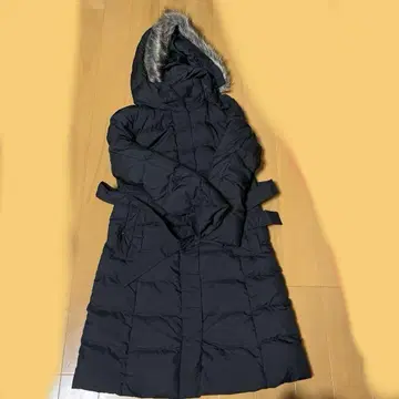 후드 부착 롱 다운 자켓 블랙