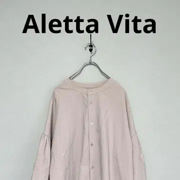 Aletta Vita 뒷단추 소매 셔링 블라우스 셔츠 상의