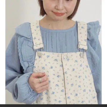 새상품 사만사 모스모스 도비 스트라이프 프릴 블라우스