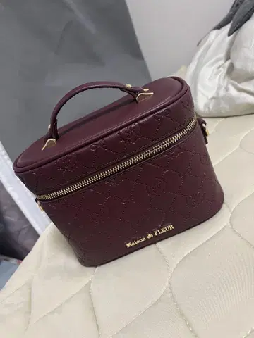 Maison de FLEUR 숄더백 한정판 색상