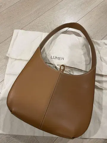 LUMEN 브라운 숄더백