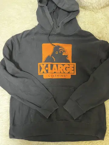 X-LARGE 블랙 후드티 M 사이즈