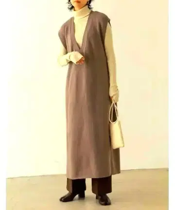 Re:EDIT 리디 니트 V넥 원피스 베이지 겨울 의류 캐주얼