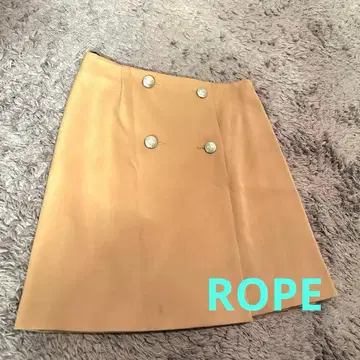 ROPE 베이지 더블 버튼 타이트 스커트