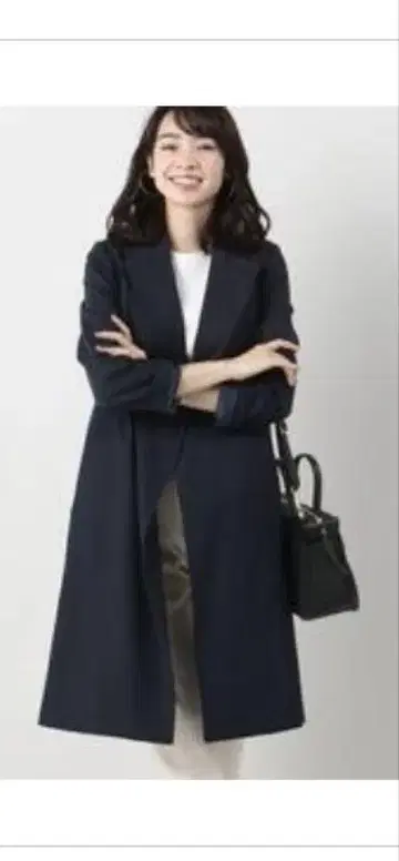 La TOTALITE 리본 랩 코트 네이비 38