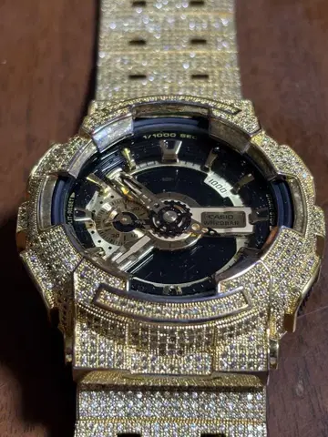 CASIO G-SHOCK 커스텀 골드 시계