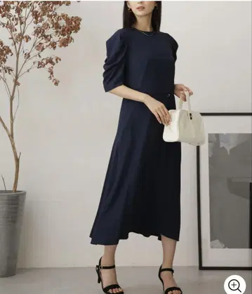나노 유니버스 개더 슬리브 플레어 원피스 페티코트 포함