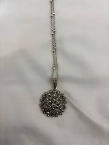 순은 목걸이 코르도바 스페인
