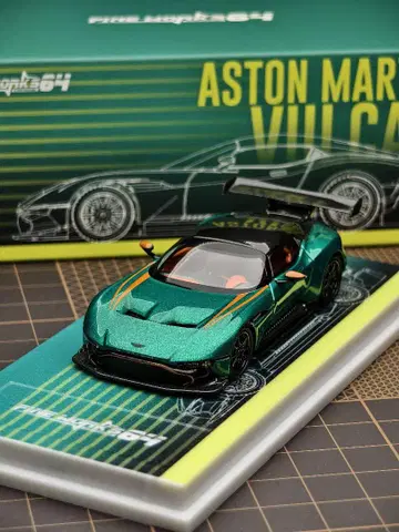 1/64 애스턴 마틴 벌칸 Fine Works 케이스 포함 복원 있음