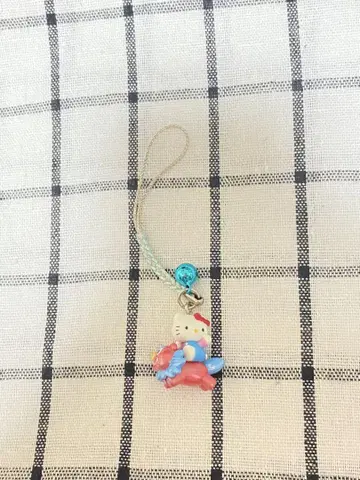 시사 키티 스트랩