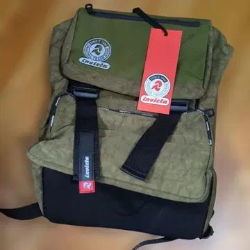 새상품, 택 포함 invicta 백팩