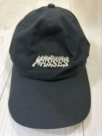 MASSES 자수 로고 야구 모자 블랙