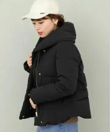 어반 리서치 서니 라벨 숄카라 숏 다운 코트