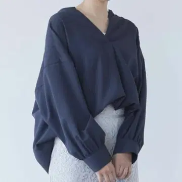 그린 라벨 릴랙싱 백 개더 스탠드 카라 블라우스 F