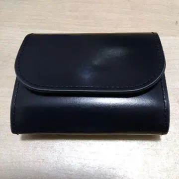 코토카루 이단 접이식 지갑 블랙