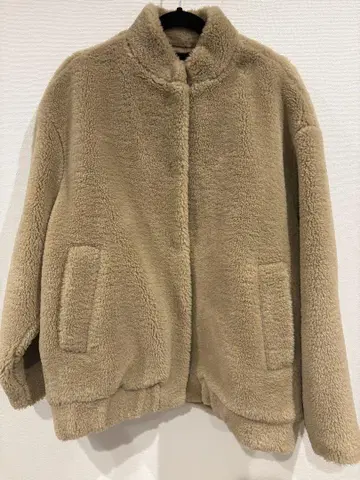 ZARA 베이지 보아 자켓 XS