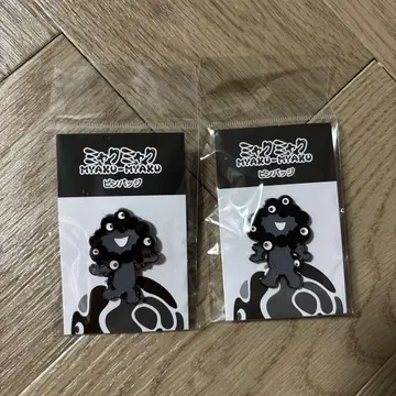 블랙 미야쿠미야쿠 미야쿠미야쿠 핀 배지 2종 세트 오사카 만박