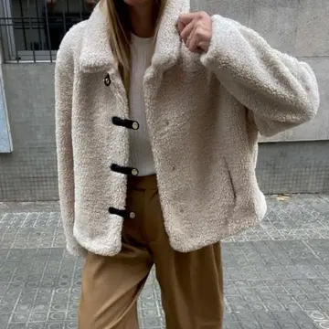 ZARA 보아 원단 자켓