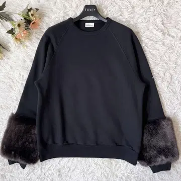 DREESS VAN NOTEN 슬리브 퍼 맨투맨 블랙