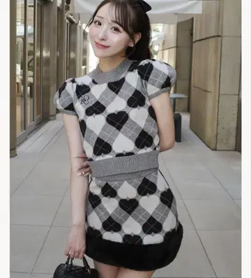 다리치 아가일 하트 체크 니트 셋업 GRY