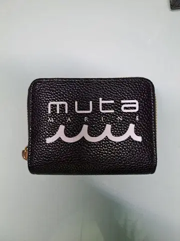 muta 블랙 카드 케이스 골드 지퍼