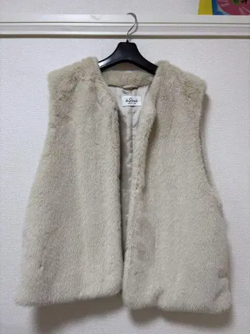[ 미사용 ] Bshop leglazik 퍼 베스트 사이즈 36