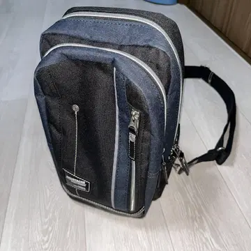 바디백 블랙 네이비