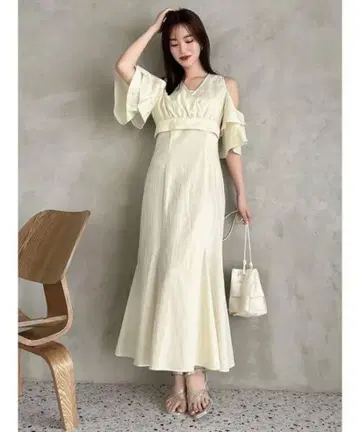 dazzlin* 카슈쿨 콤비 타이트 원피스 정가 13200엔