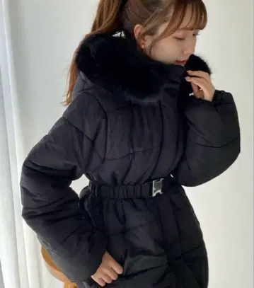 Nice claup 허리 마크 다운 코트