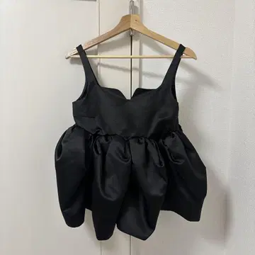 BIANCA TOP 비앙카 bibiy 비비 새상품급