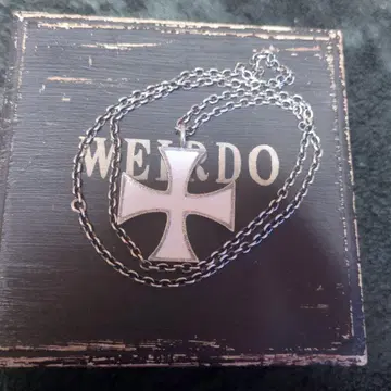 WEIRDO 아이언 크로스 WHITE