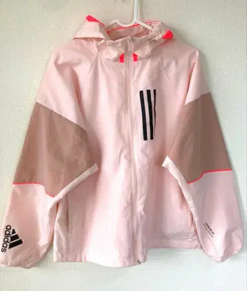 새상품급 adidas 후드 부착 저지 윈드브레이커