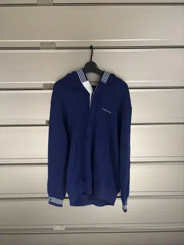 PALACE 팔라스 네이비 후드 부착 후드티