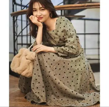 윌셀렉션 도트 플로키 원피스 M 사이즈 브라운