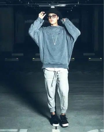 아카니시 진 착용 스웨트 팬츠 ONE GRAVITY 와그라비티 Lsize