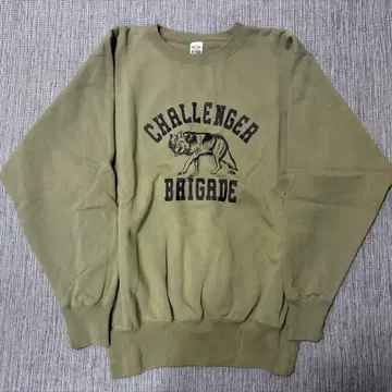CHALLENGER 스웨트 셔츠