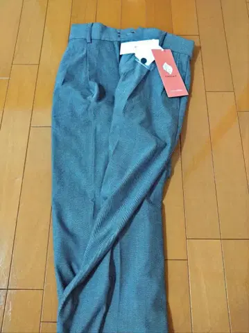 [미사용 새상품] 따뜻한 예쁜 실루엣 와이드 팬츠 그레이 헤링본 SB