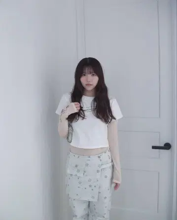 smyeon 타투 튤 롱 슬리브 베이지