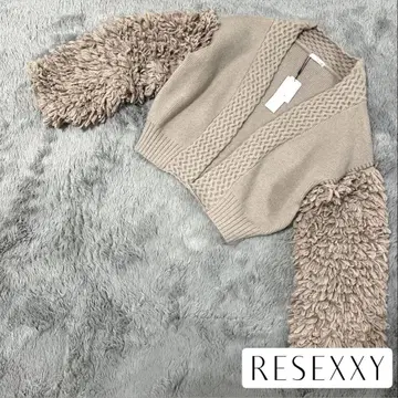 새상품 RESEXXY 리젝시 볼륨 소매 니트 가디건