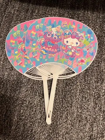 하라주쿠 Kawaii Monster Cafe hello kitty 부채