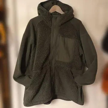 White Mountaineering UNIQLO 플리스 후드티