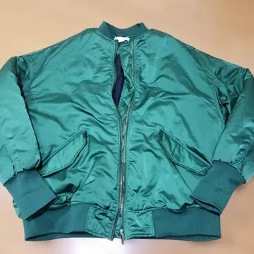 H&M MA-1 스타일 그린 자켓