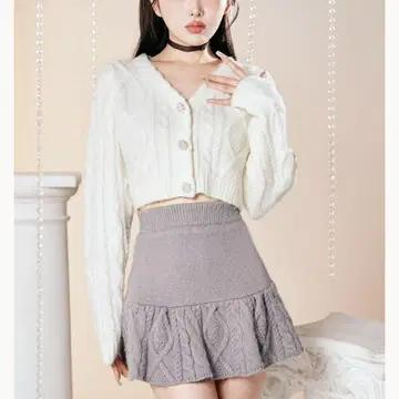 다리치 비쥬 버튼 케이블 니트 가디건