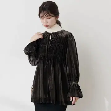 새상품급 2WAY 리본 벨로아 블라우스 튜닉 블랙 내추럴 꾸뛰르