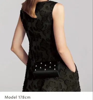 FOXEY 폭시 주얼 백 현행 모델