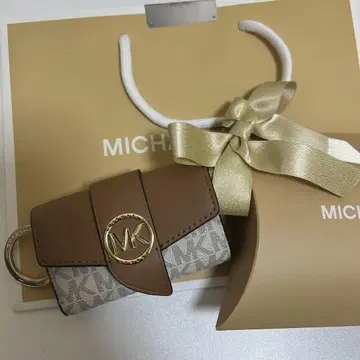 새상품 마이클코어스 MICHEAL KORS 키케이스